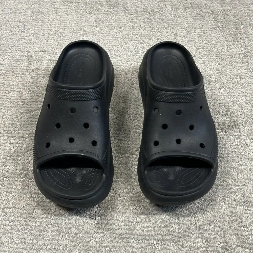 Crocs Classic Crush Slide Mens 11 Black Unisex Platform Beach Summer Sandals